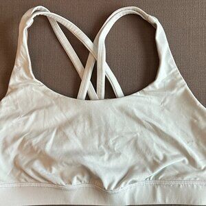 Lululemon gently used size 6 the Energy Bra